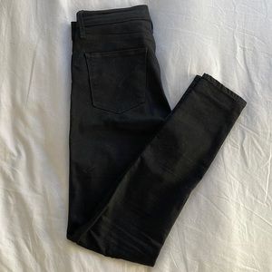 Levi’s 720 High Rise Super Skinny Black Jeans - Size 28